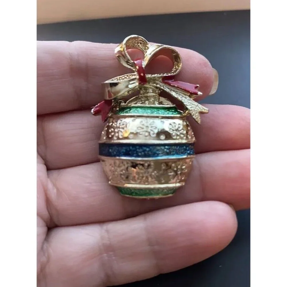 Vtg 1950s Gerrys Brooch Pin Christmas Ornament Red Green Enamel Gold Tone Metal